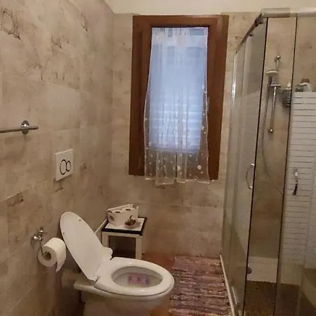 Villa In Mezzo Natura